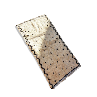 Berber carpet has polka dots 180 x 140