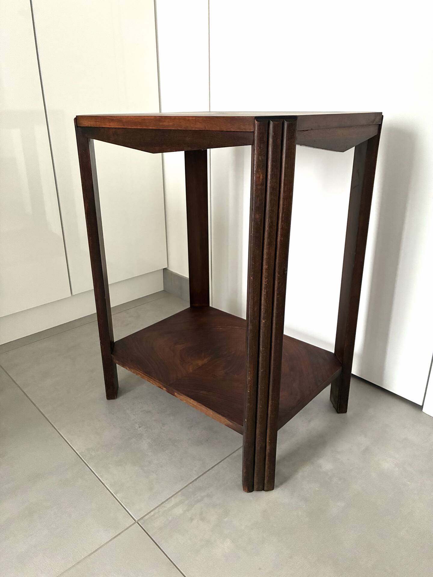 Art Deco Console 1930 walnut veneer.