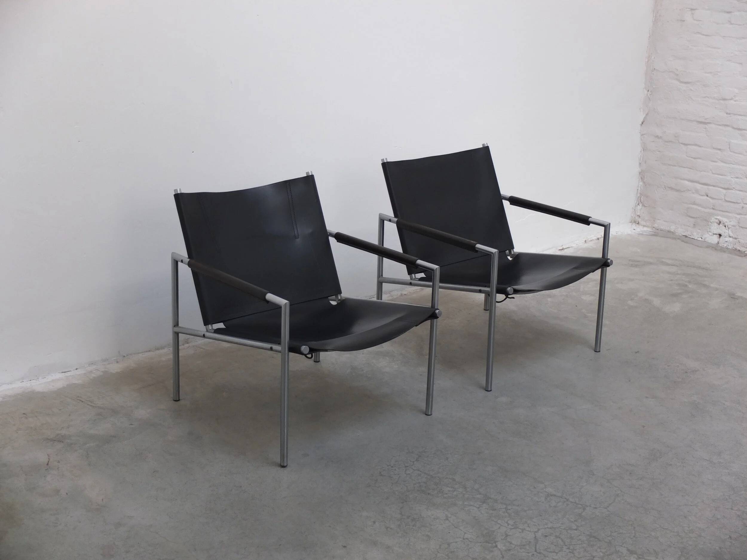 Pair of 'SZ02' armchairs by Martin Visser for 't Spectrum, 1960s.