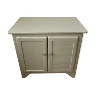 Restored and revamped Parisian buffet