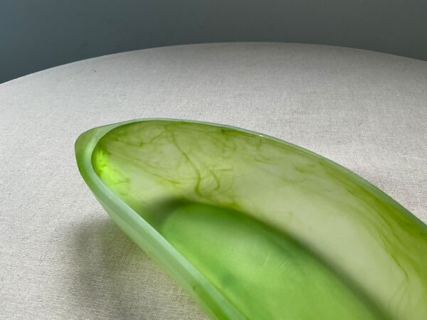Coupe organique Art Déco La Rochère en verre givré vert jade – France