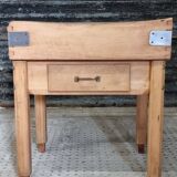 Vintage chopping block butcher table kitchen island