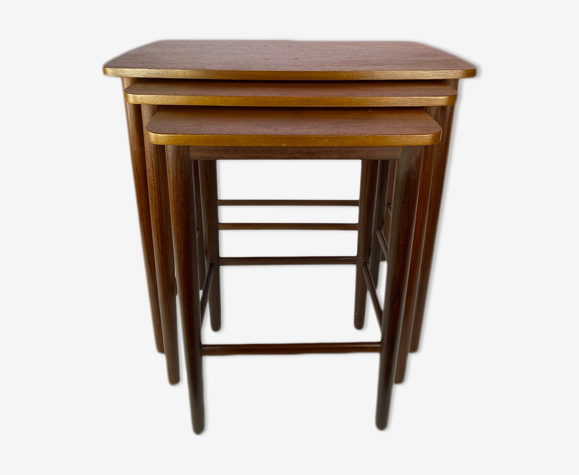 Pull out tables in teak of Danish design from the 1960s