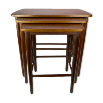 Pull out tables in teak of Danish design from the 1960s