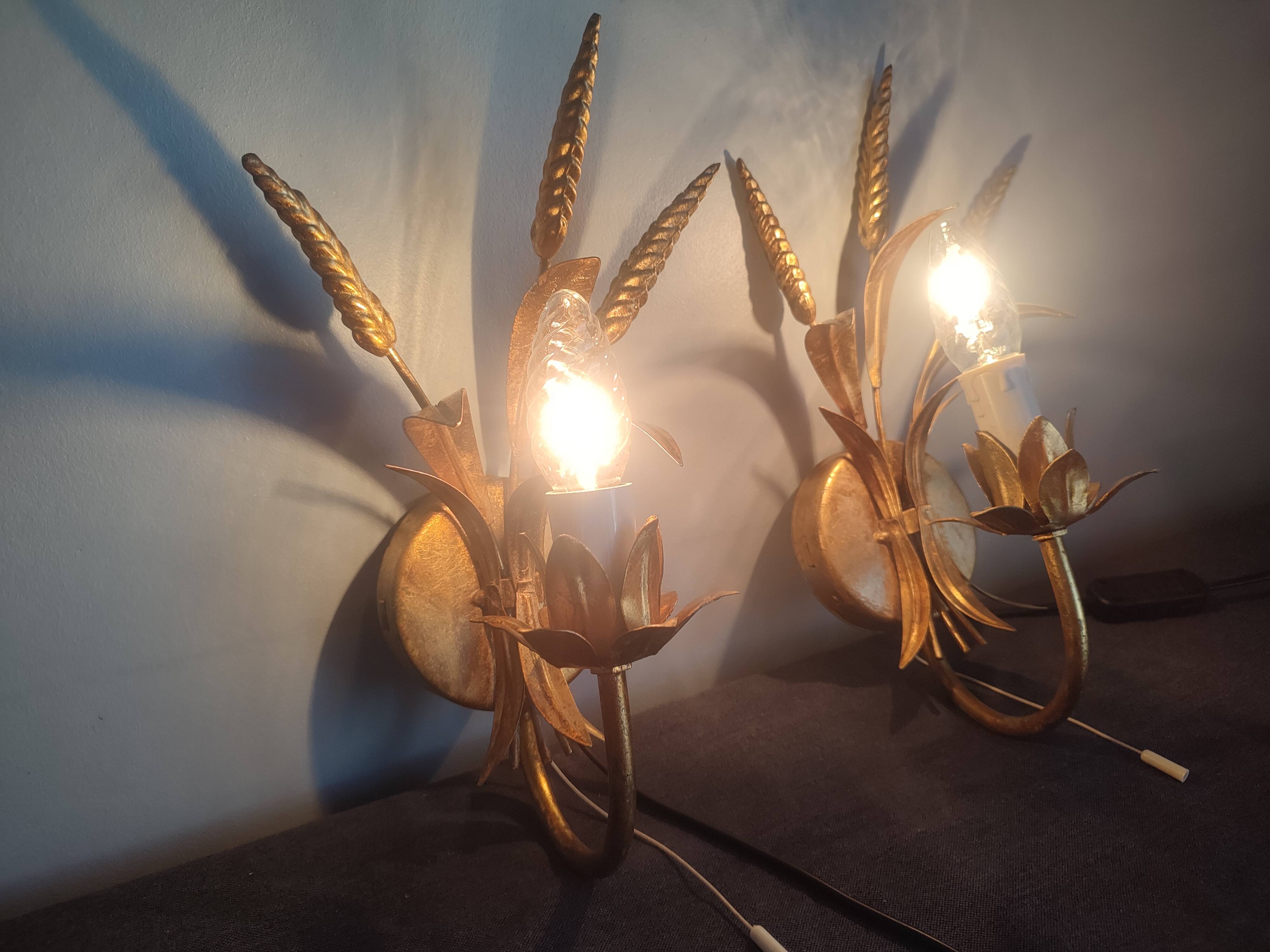 Pair of vintage Italian Hollywood Regency style sconces