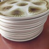 12 Assiettes à huitre et 1 plat de présentation