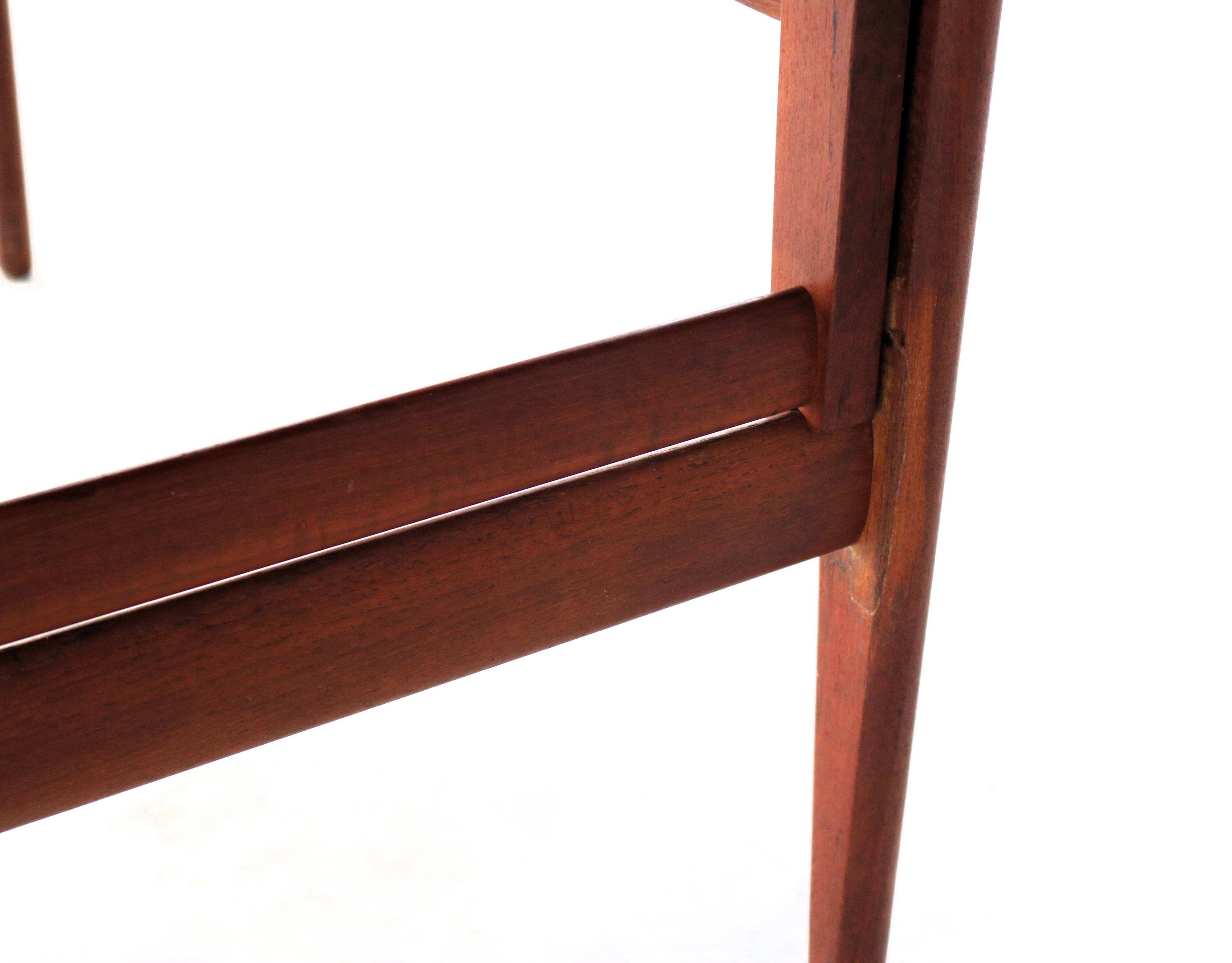 vintage coffee table | dining table | 1960s | Kai Kristiansen | Elevator