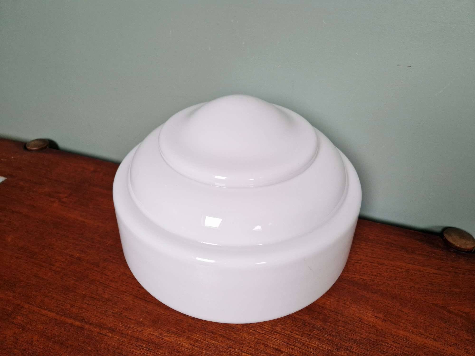 Plafonnier Art Déco en opaline blanche, années 1920-30