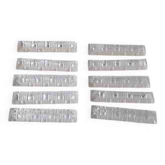 Crystal knife holder