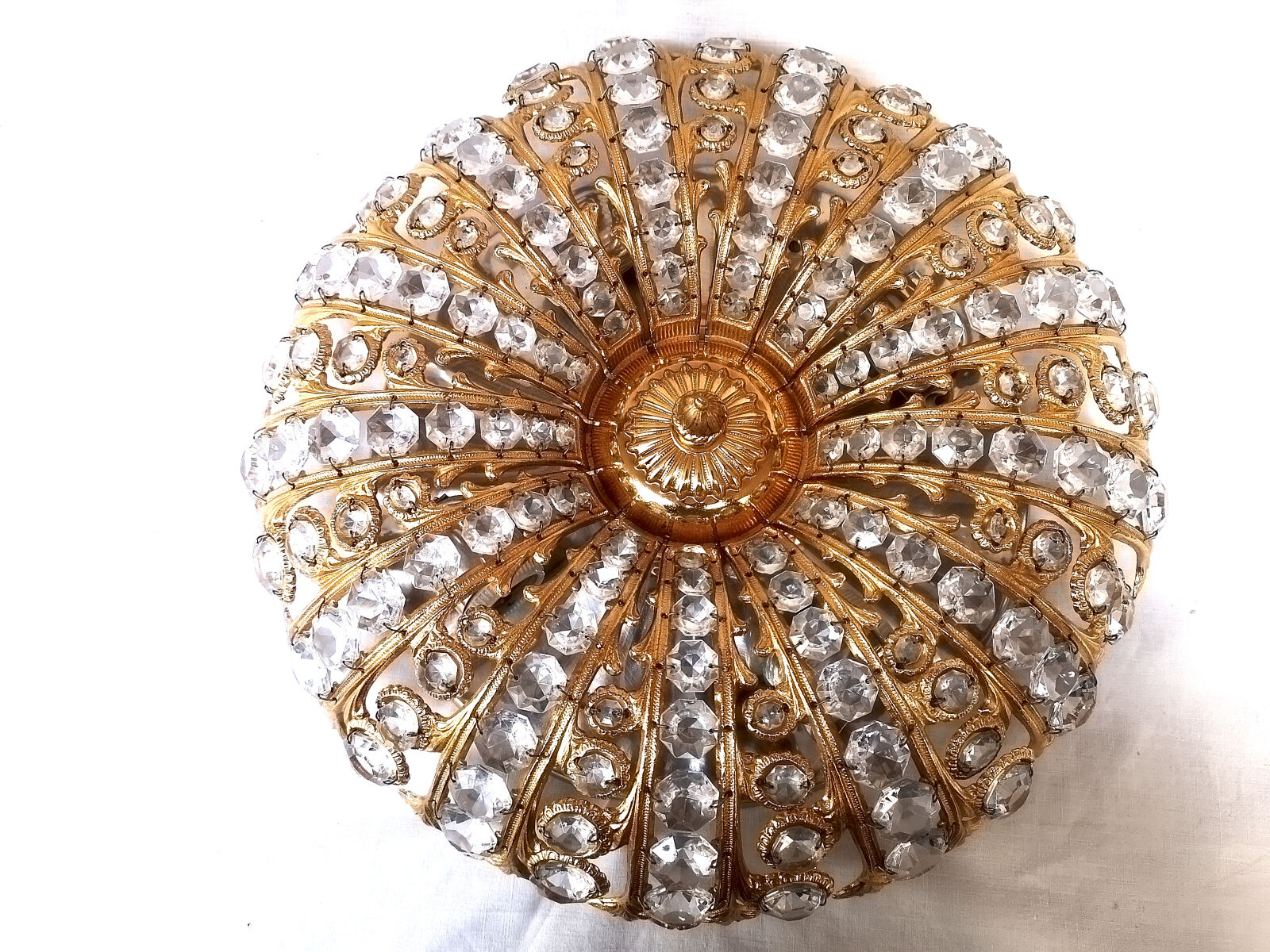 Plafonnier en forme de goutte de verre