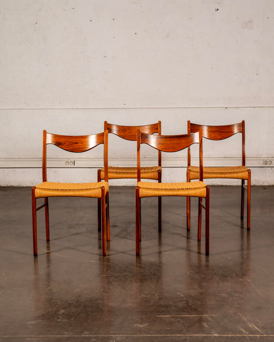 Série de 4 chaises danoises