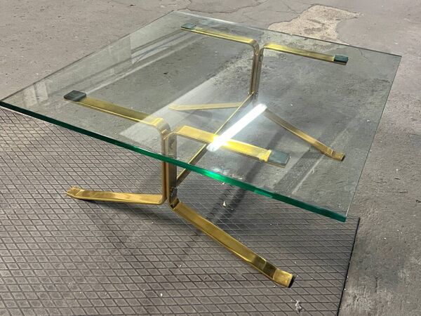 Table basse design par Olivier Mourgue airborne