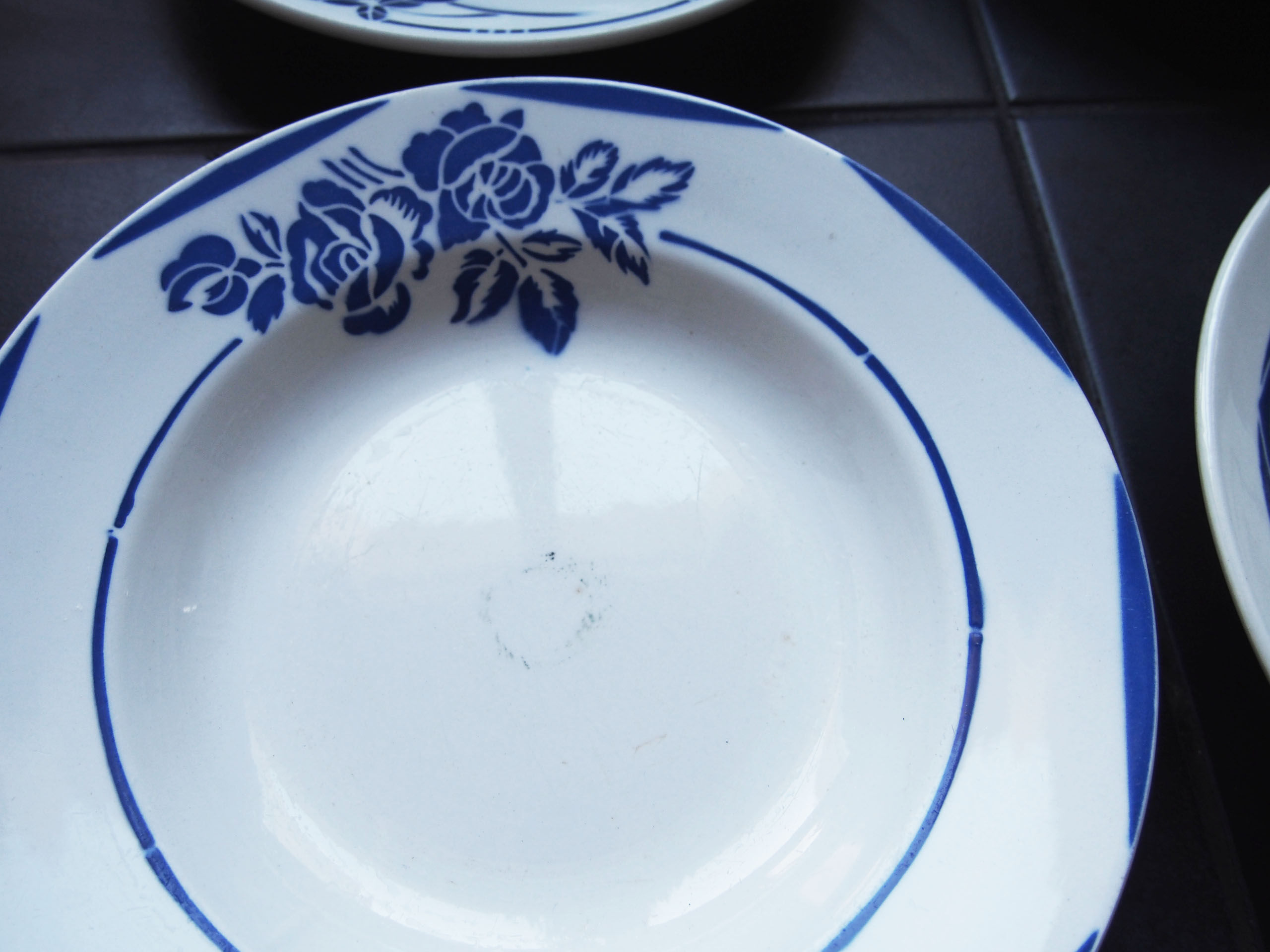 Ensemble de 6 assiettes bleues