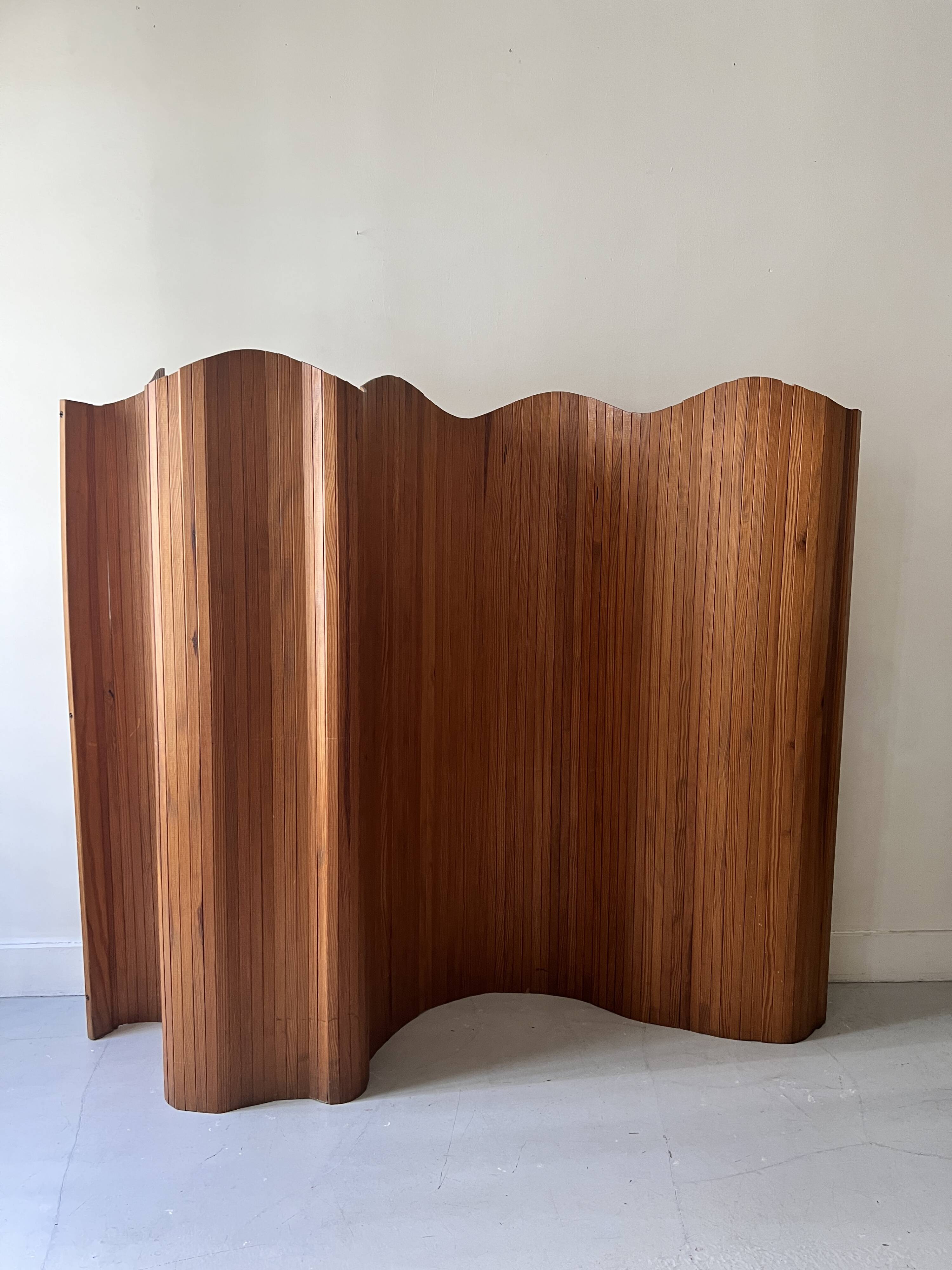 Baumann style modular wooden screen, 1950