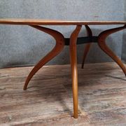 Oval dining table with organic design by Maurizio Marconato & Terr.