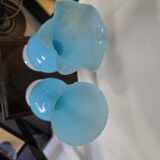 Paire de vase en verre soufflé bleu opalin – H. 35 cm