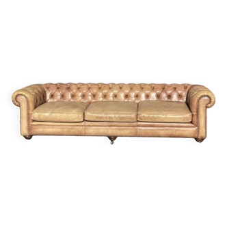 Grand canapé Chesterfield en cuir 5 places