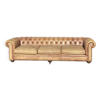 Large 5-seater leather Chesterfield sofa