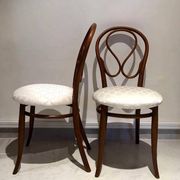 Paire de chaises August Thonet en bois courbé par Thonet Bros