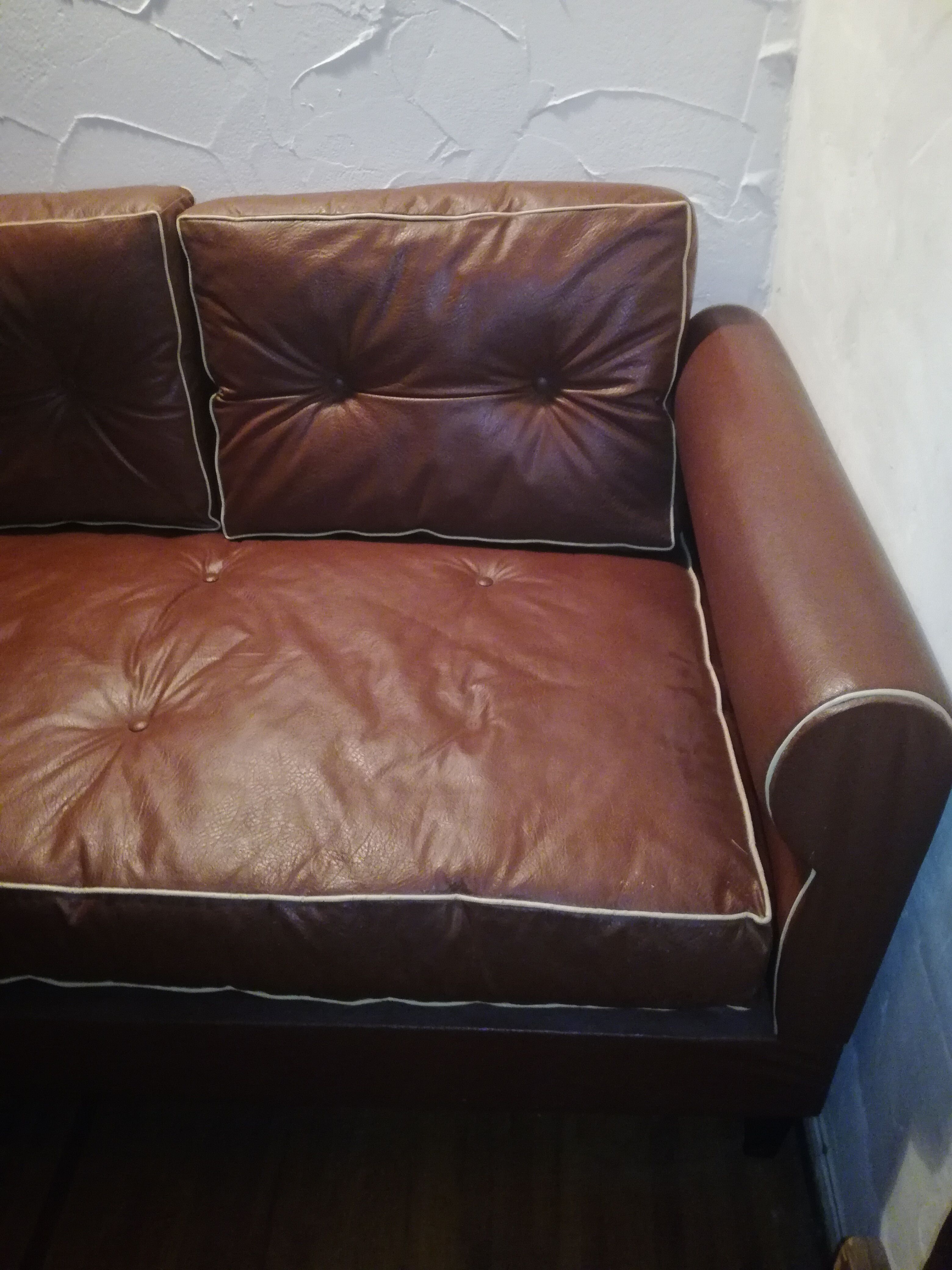 2-seater vintage fawn skai