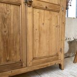 Wooden cabinet cuttery