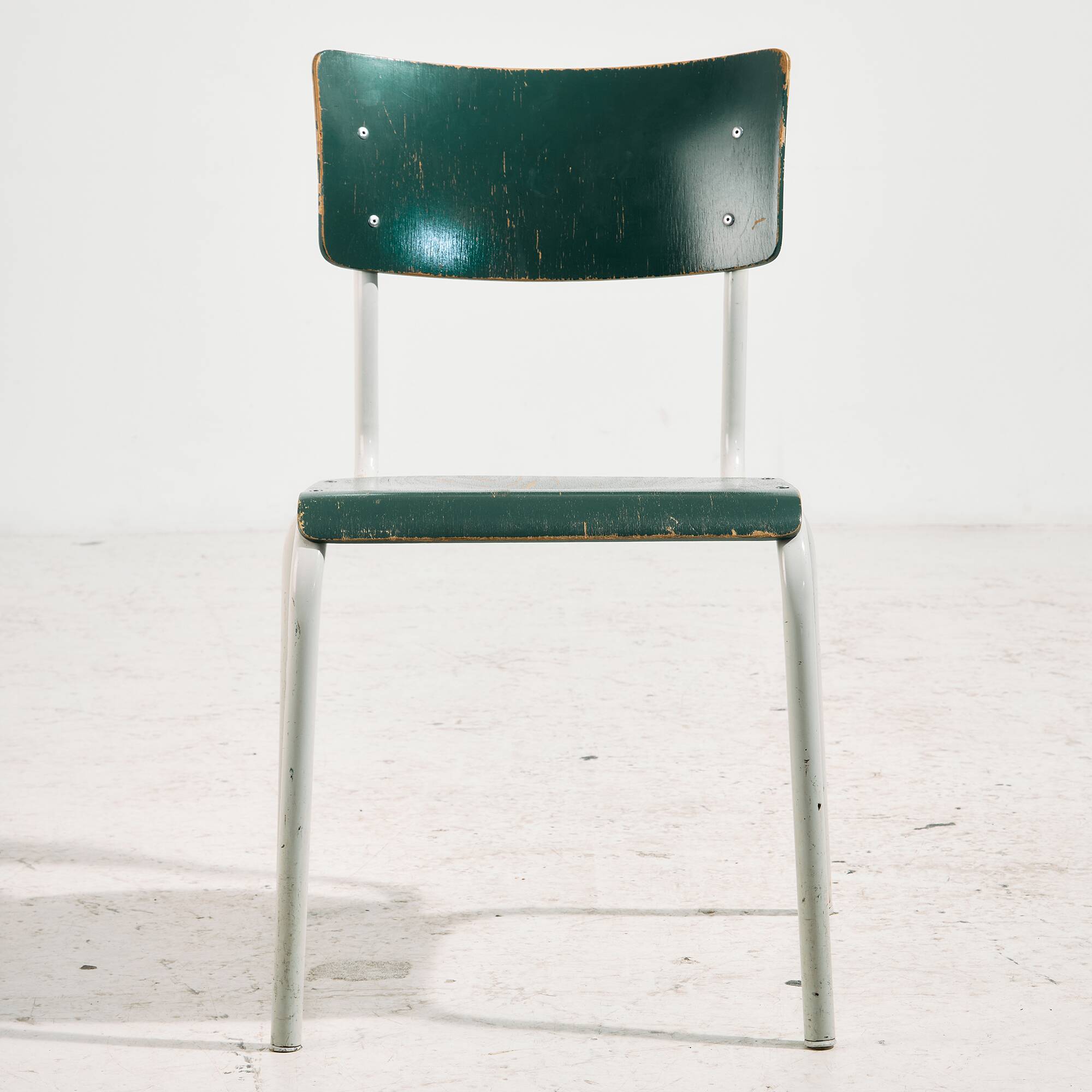 Metal frame chair