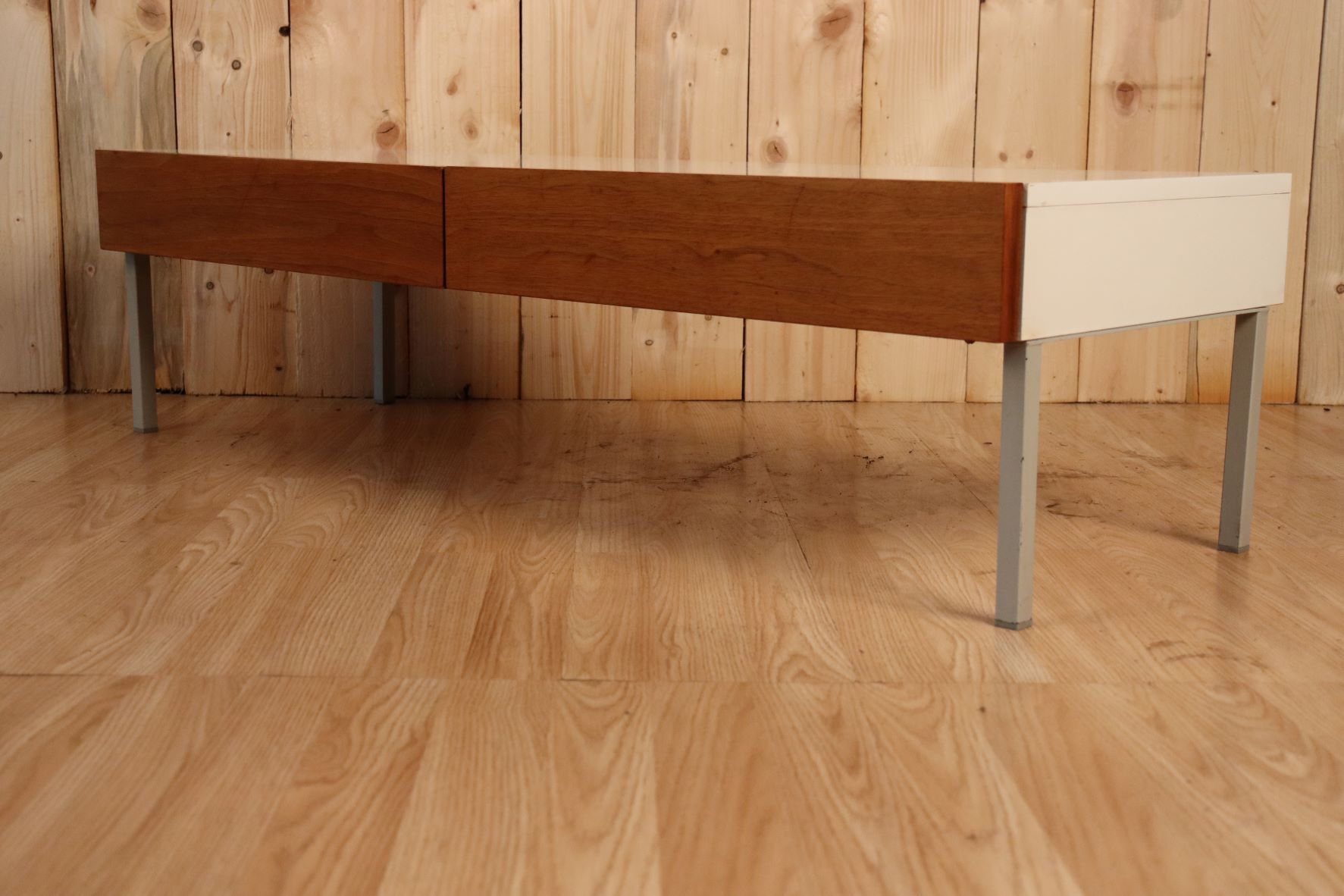 Interlübk coffee table