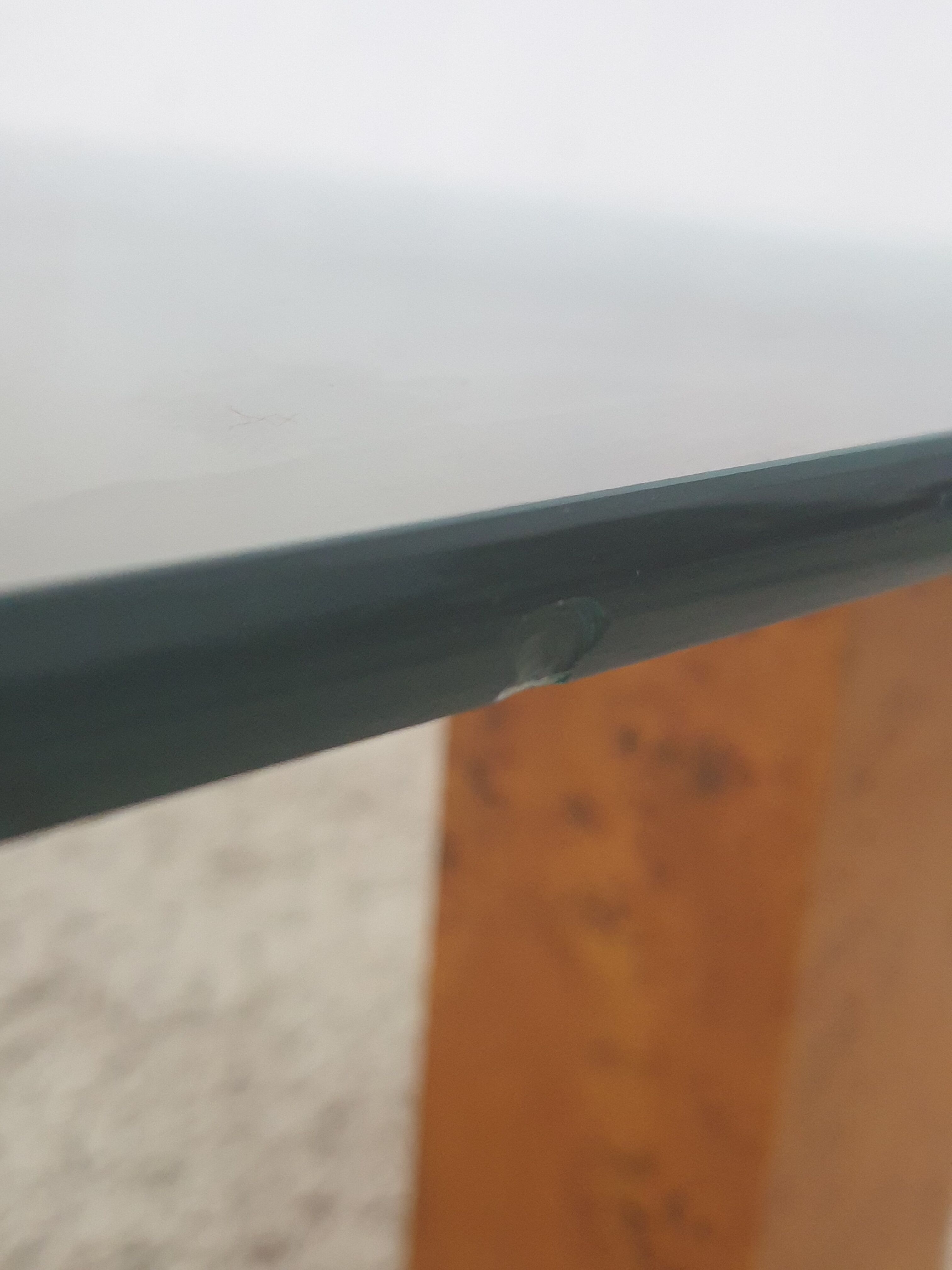 Low table in elm and brass magnifying glass