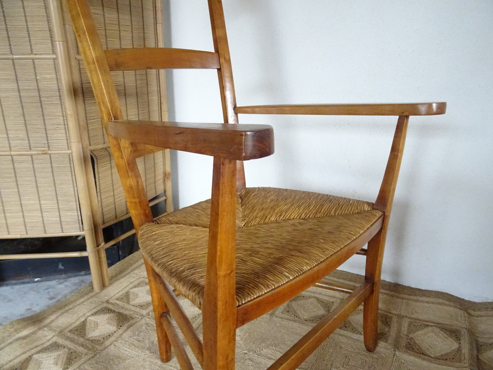 Mulched armchair high backrest