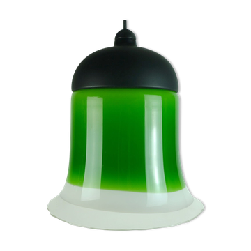 lampe suspendue mid-century Peill & Putzler années 1970 abat-jour en verre vert, blanc et transparent modèle AH 191