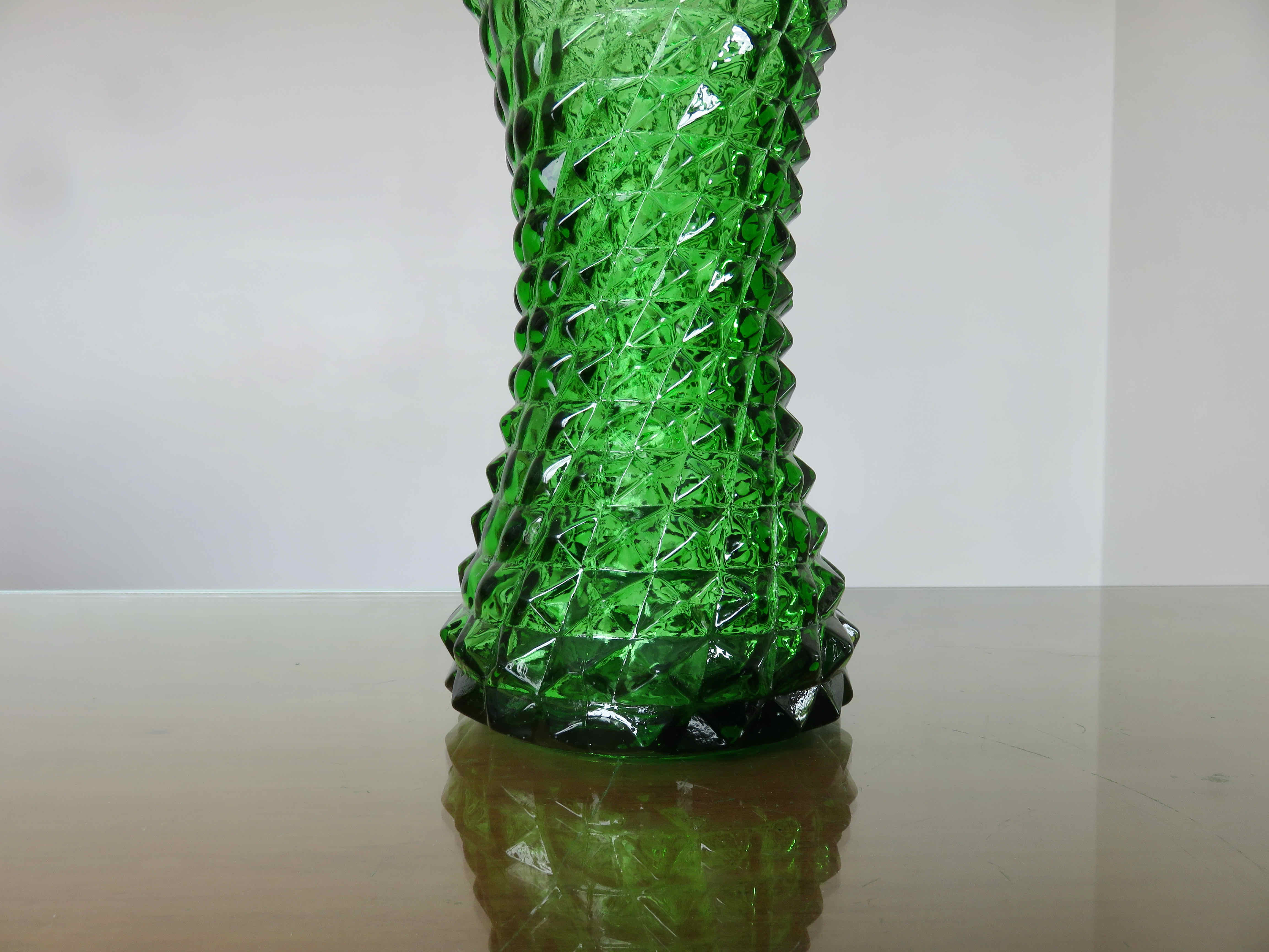 Empoli bottle made in Italy diamond tip glass 1970