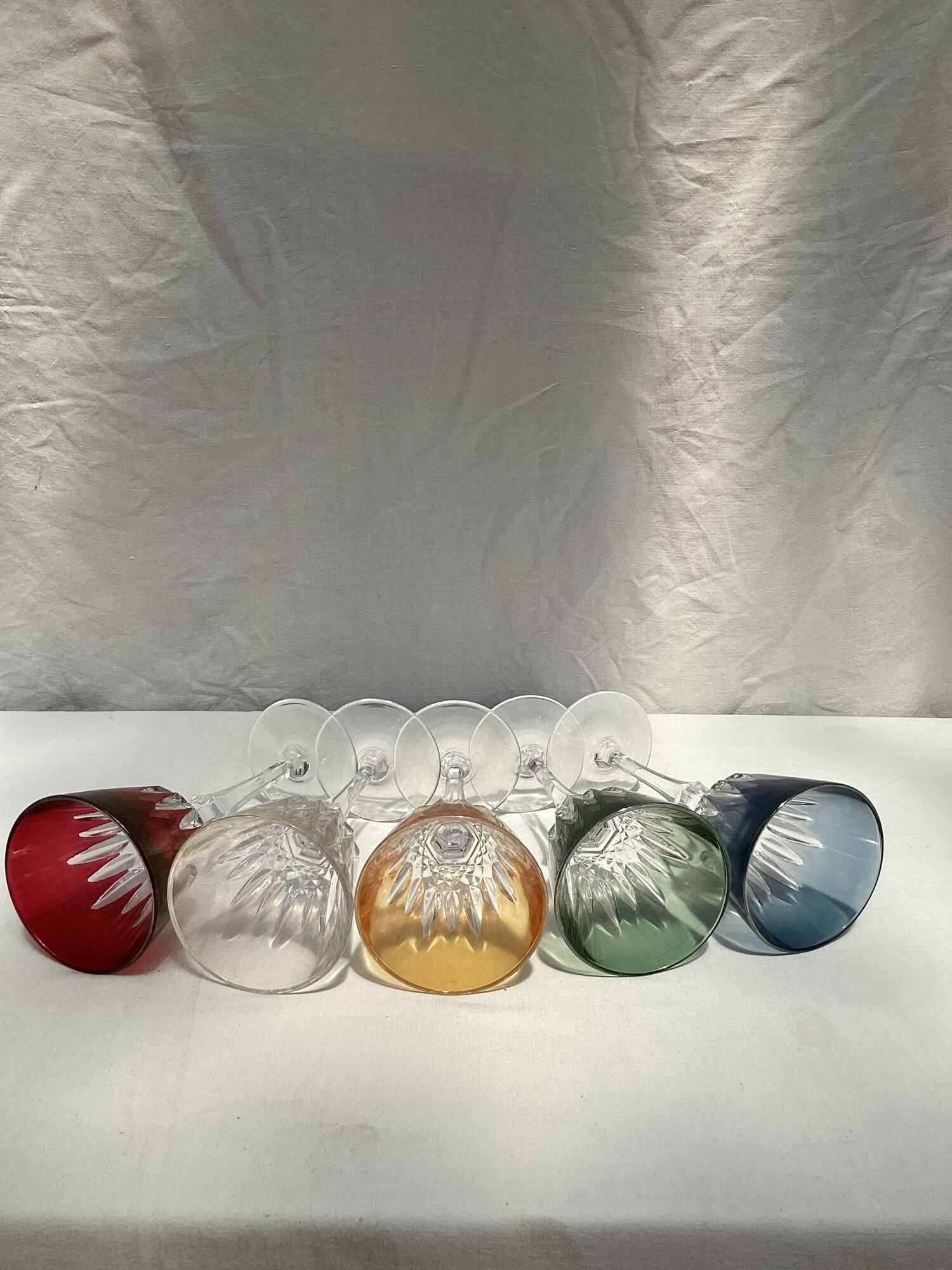 Suite of five crystal standing glasses color