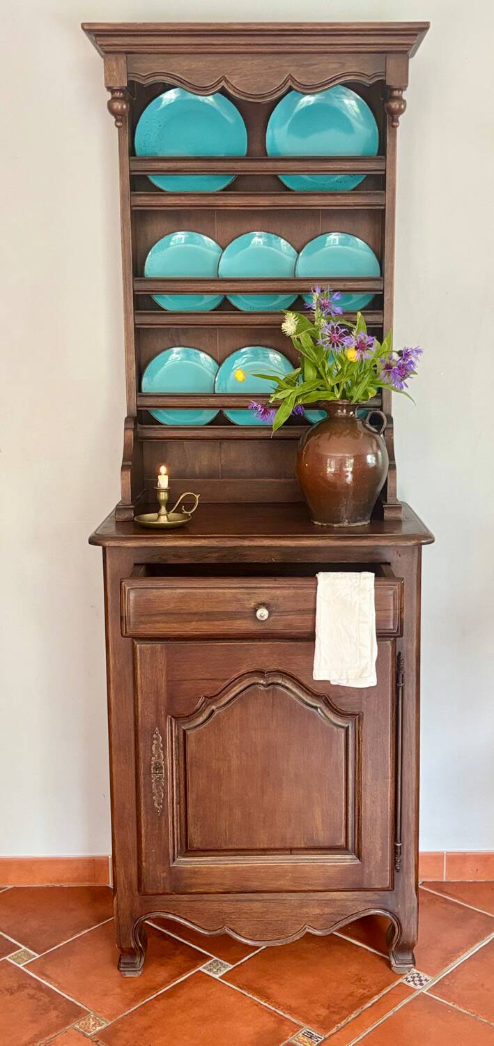 Buffet vaisselier ancien en chêne massif | Style Louis XV