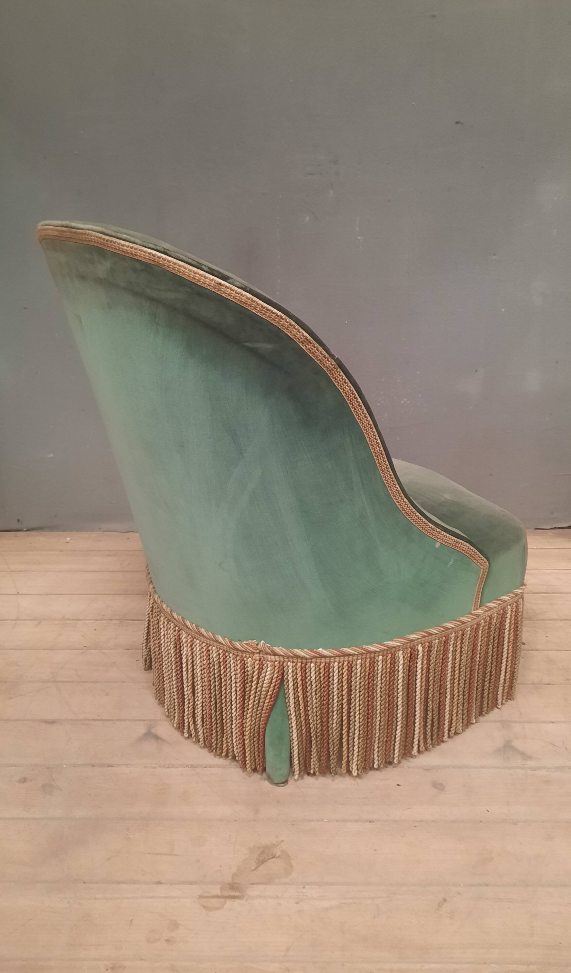 Fully upholstered chair called "toad"