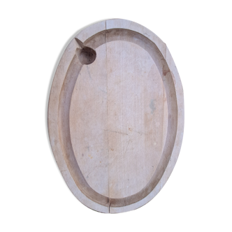 Old oval cutting board