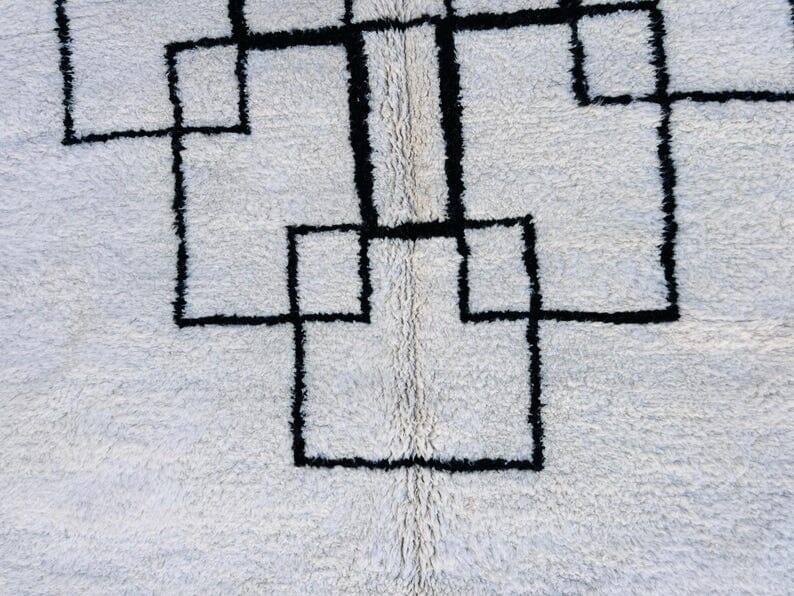 Moroccan rug, size 150x250 cm