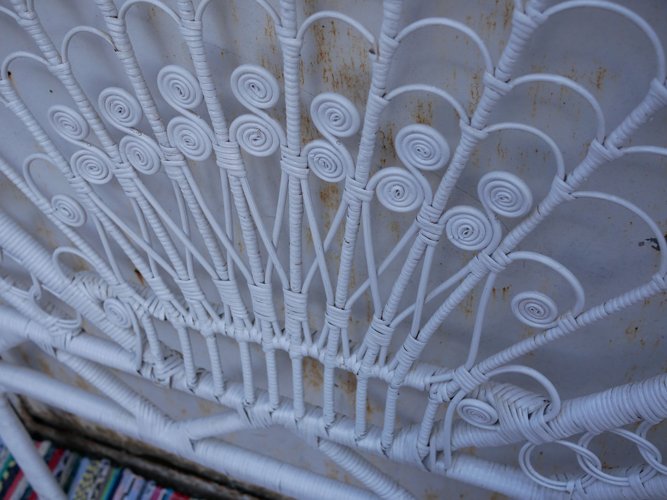 Headboard rattan "peacock".