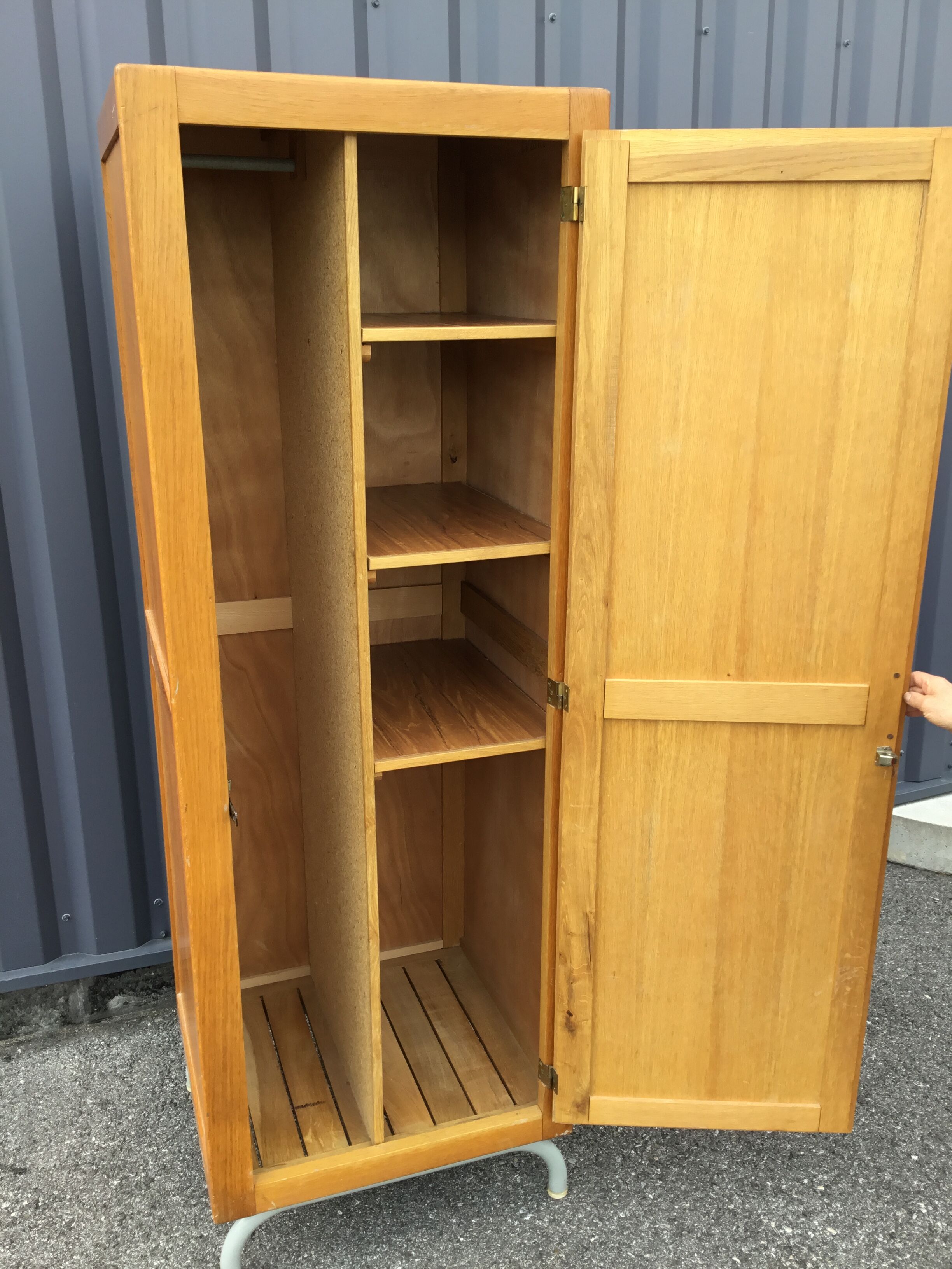 Armoire d’internat