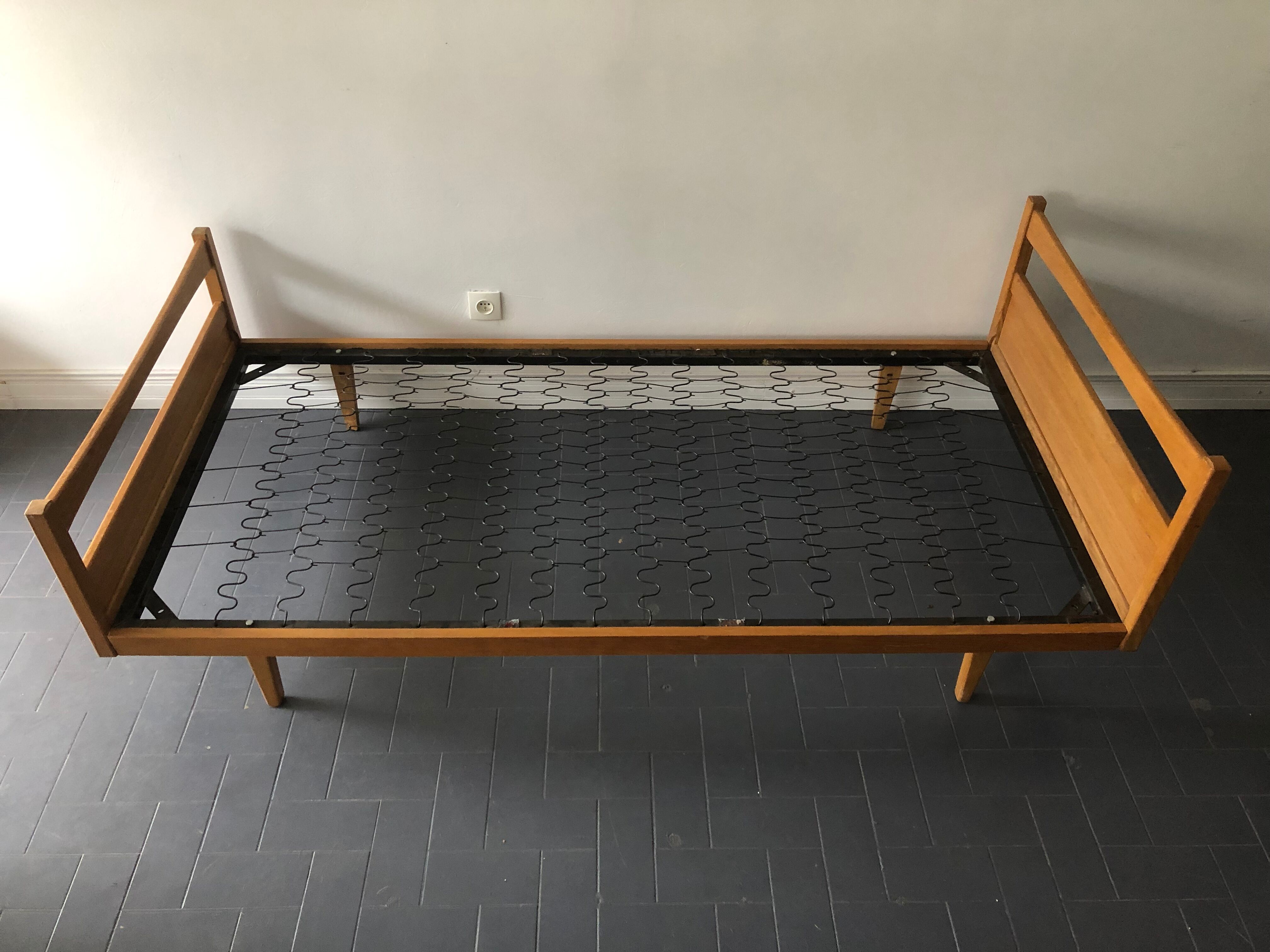 Feet compass vintage bed frame