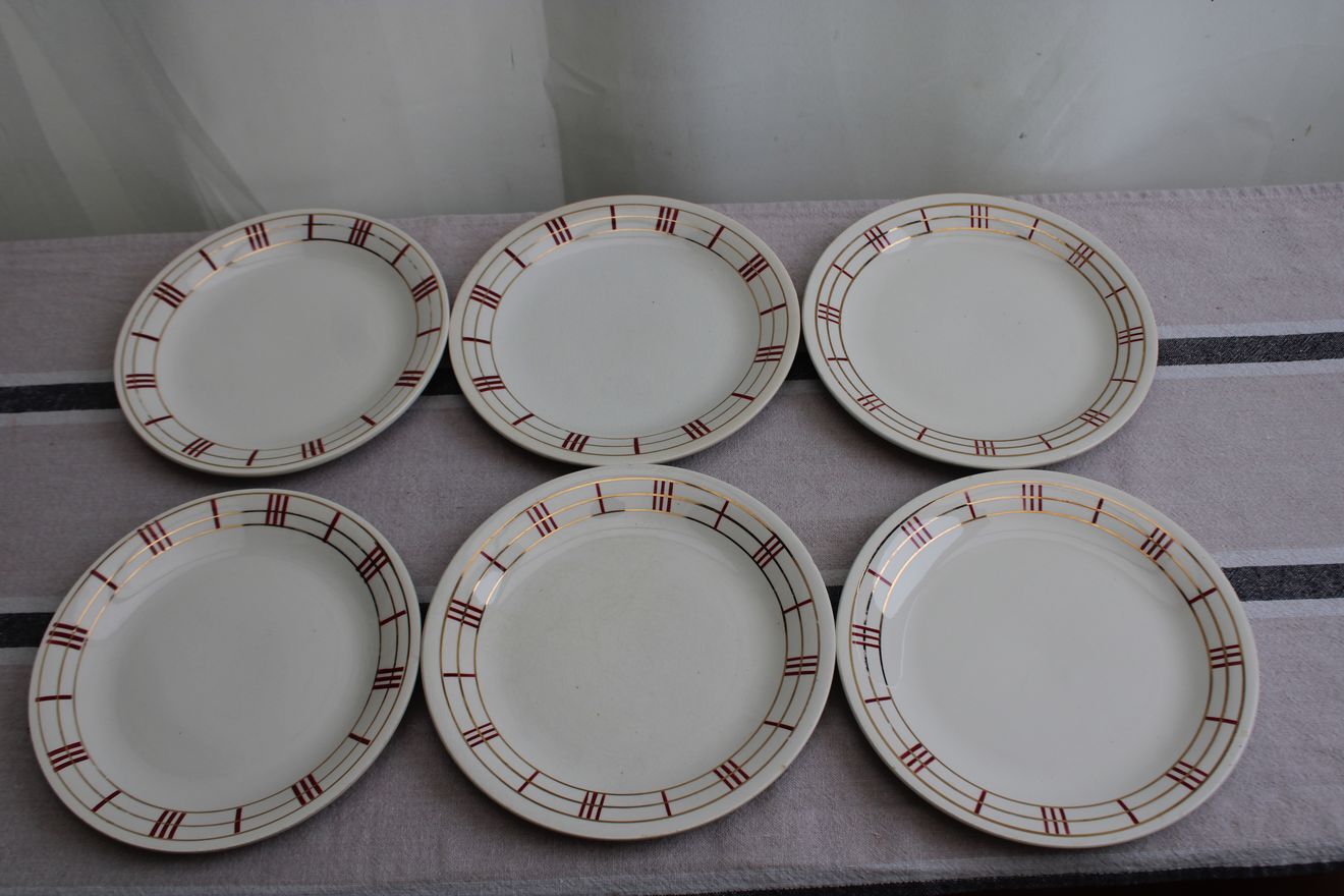 Set of 6 dessert plates