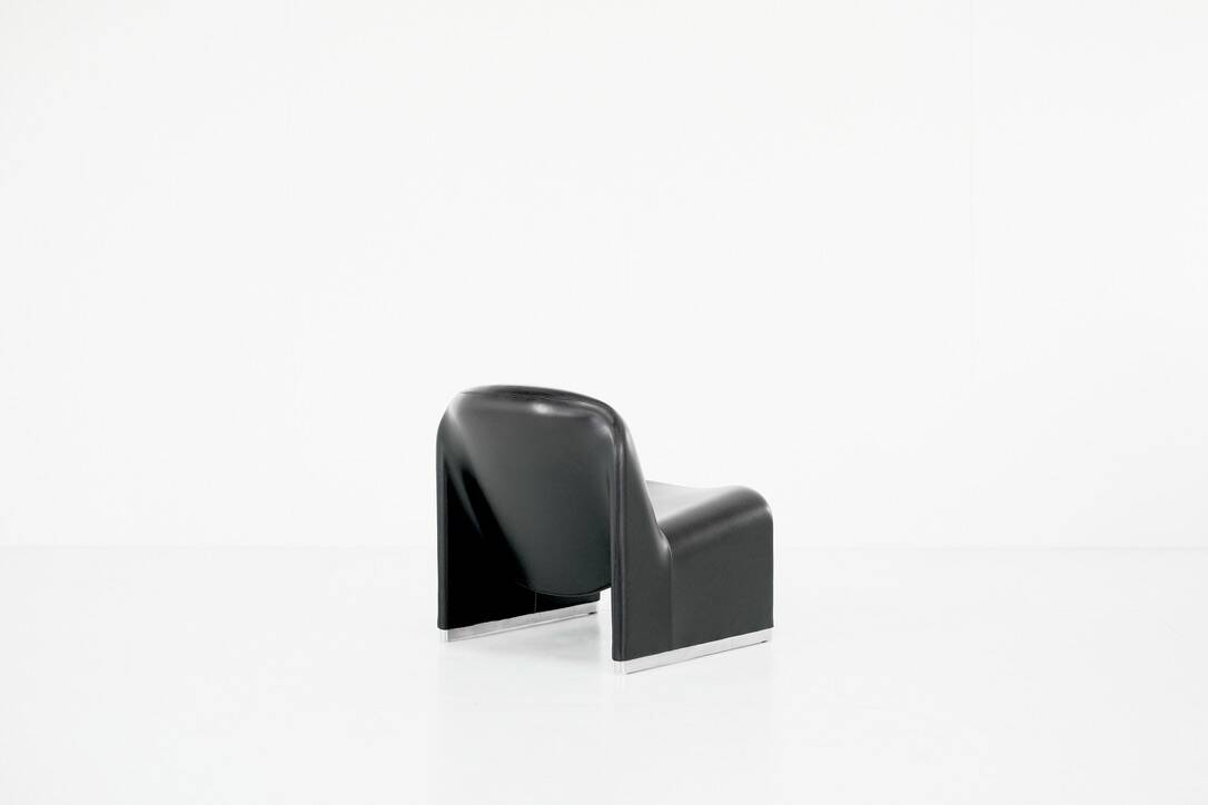 Alky armchair by Giancarlo Piretti for Castelli 1970s.