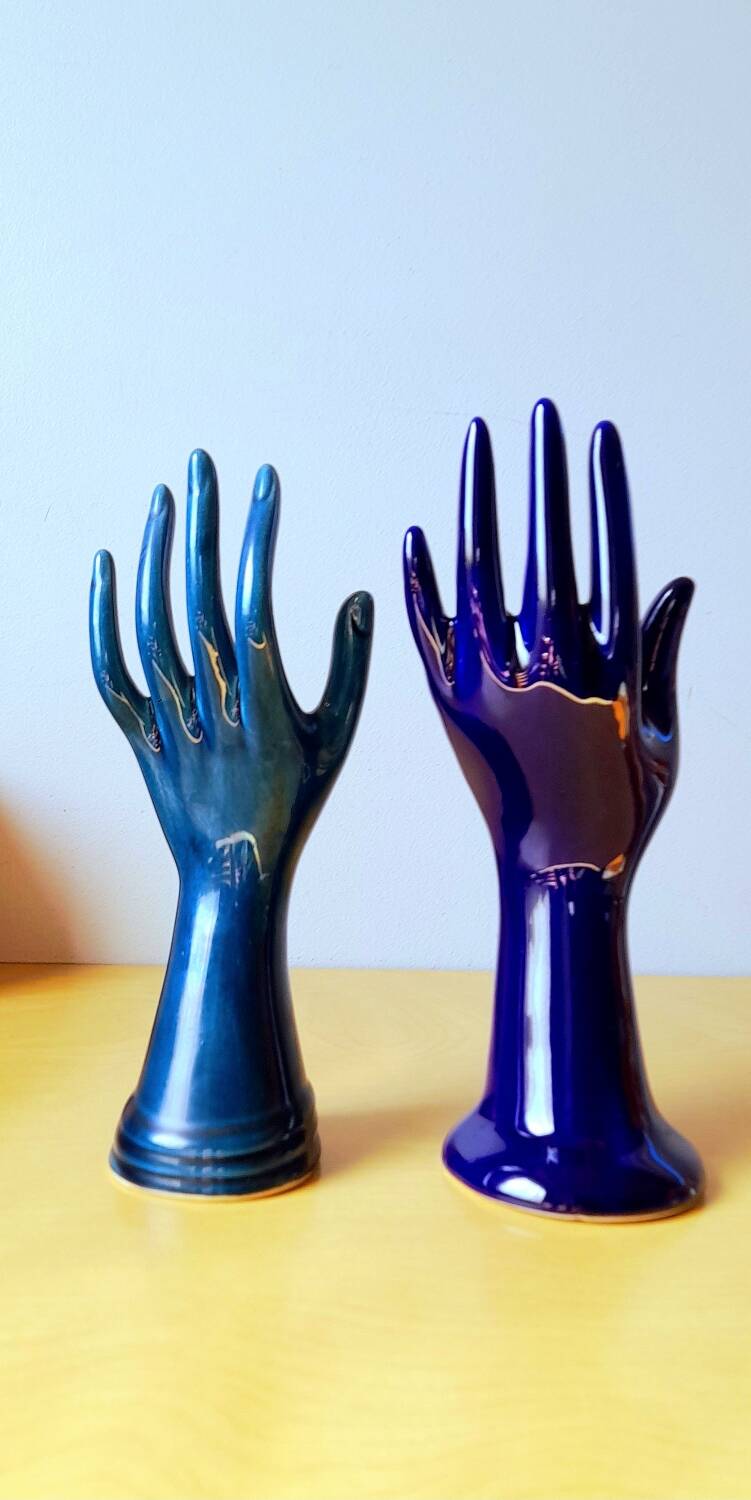 Duo of ceramic hands 1960/70
