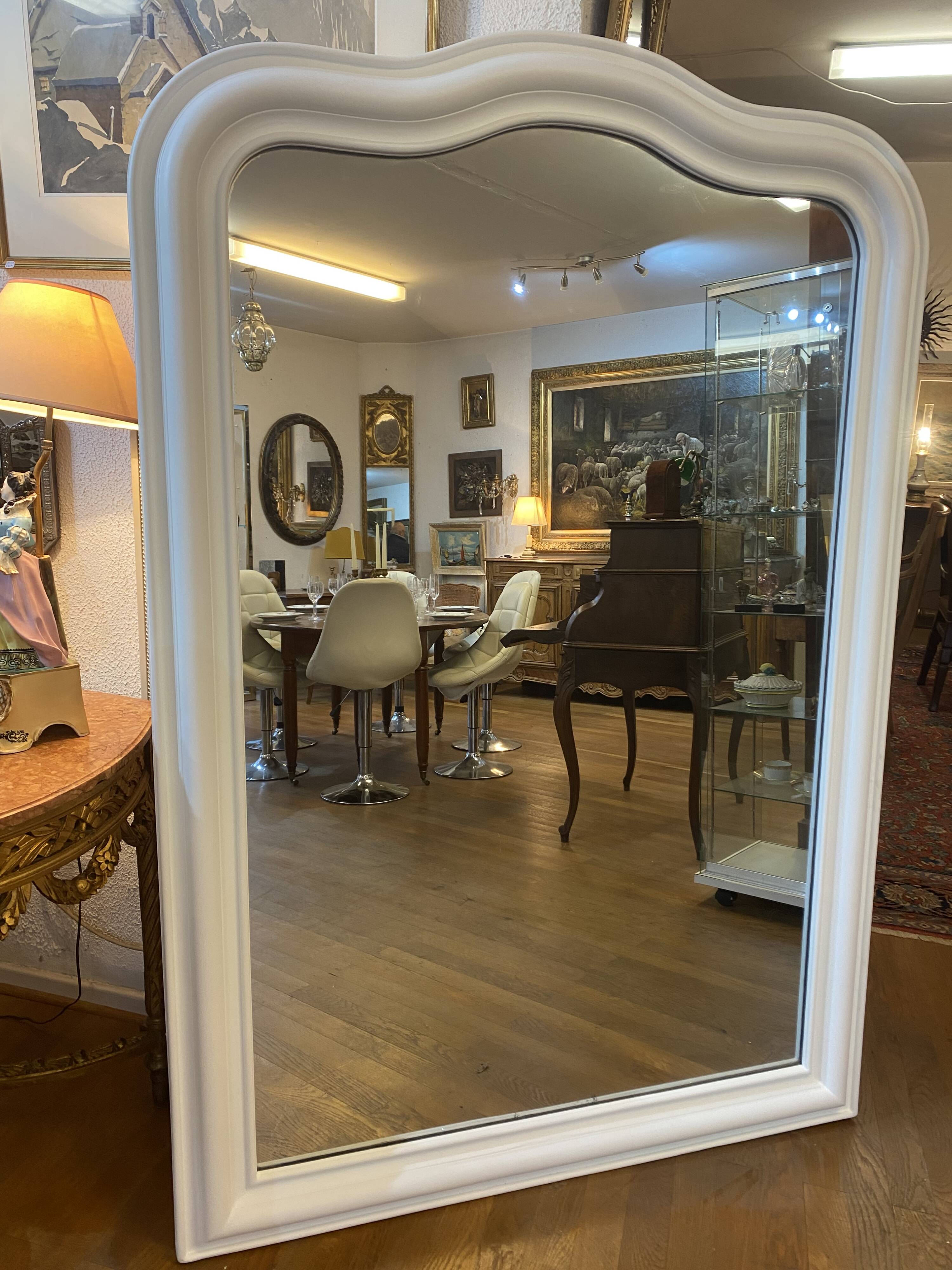 Louis Philippe mirror patinated in white by a lacquer artisan