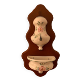 Green and pink water fountain