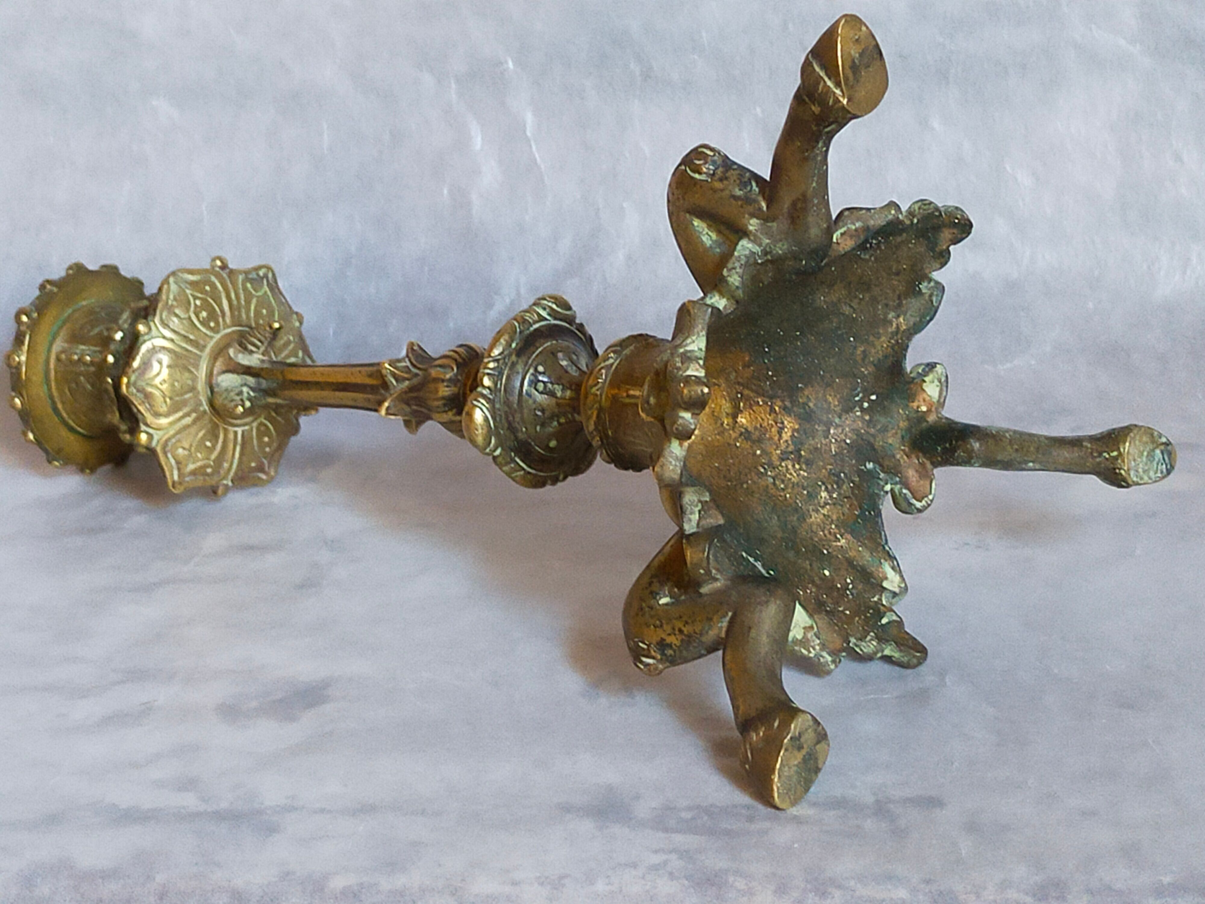 Candle holder in gilded bronze tripod XIXth century