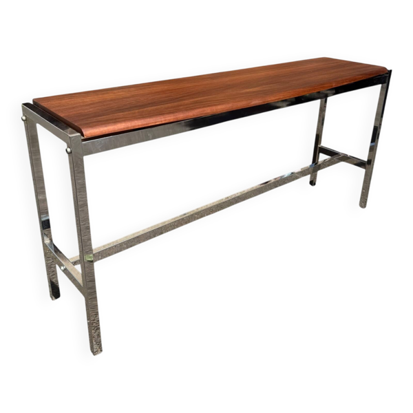 Console basse galbée design scandinave – acajou et chrome