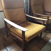 Scandinavian armchair with yellow cushions, original from the 1950s/60s.