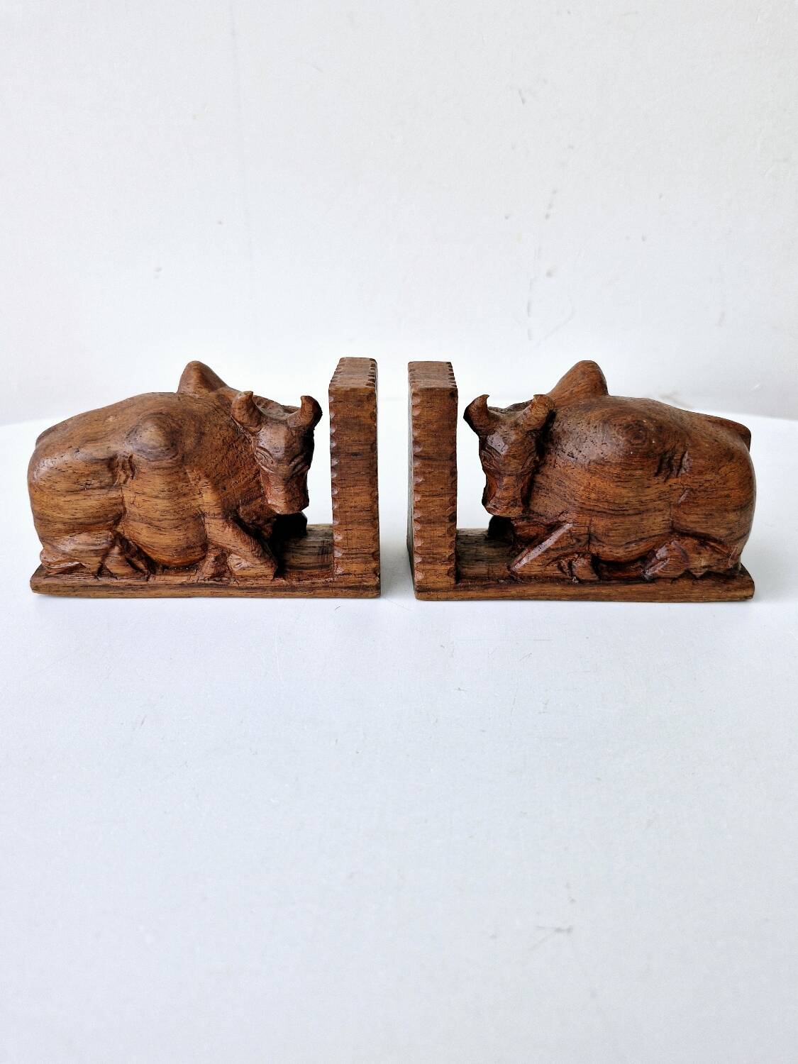 Serre-Livres Ancien Art Déco Forme Zébus Buffles Bois Sculpté