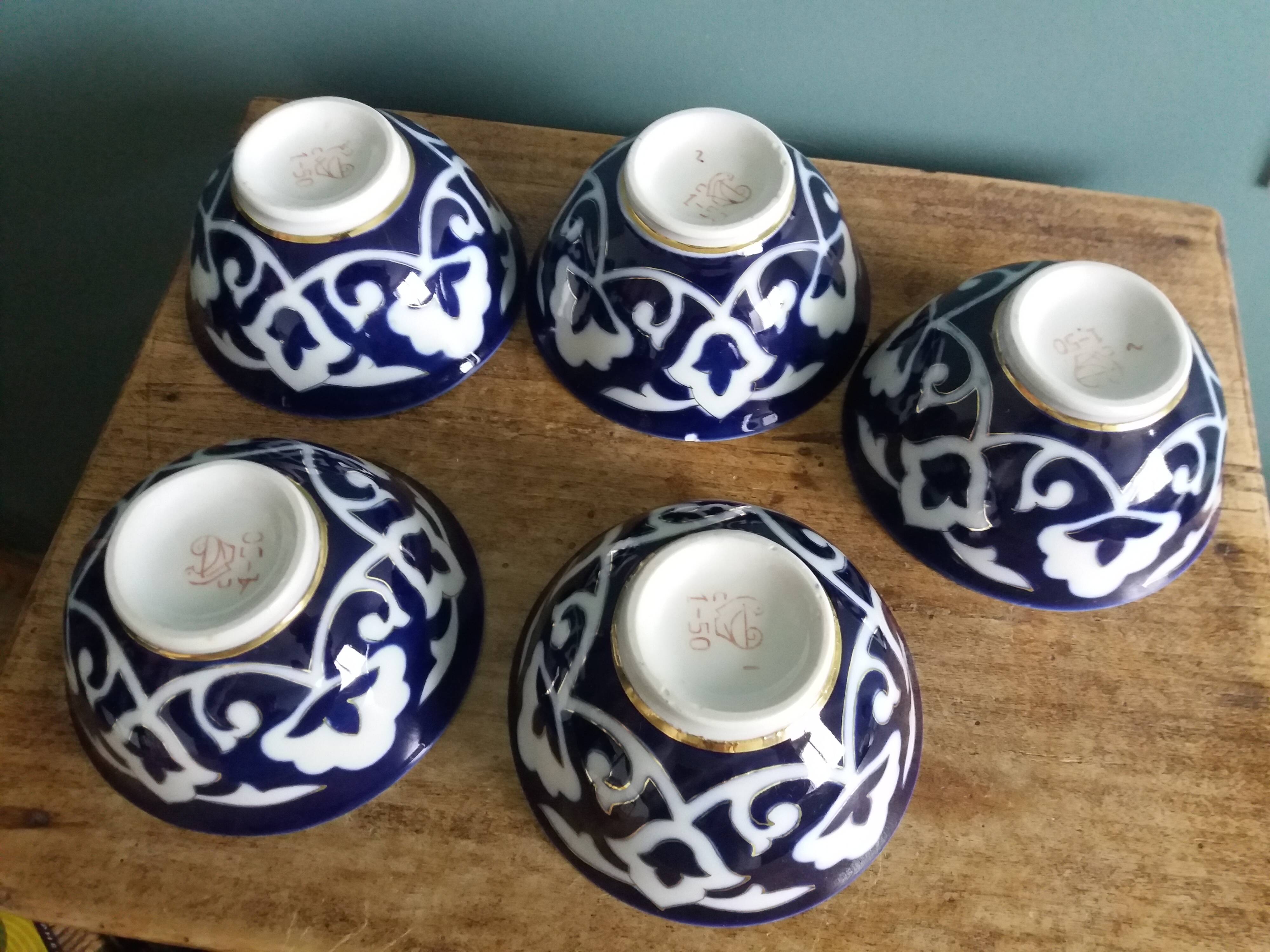 5 Uzbekistan porcelain tea bowls or cups, cobalt and gold decor