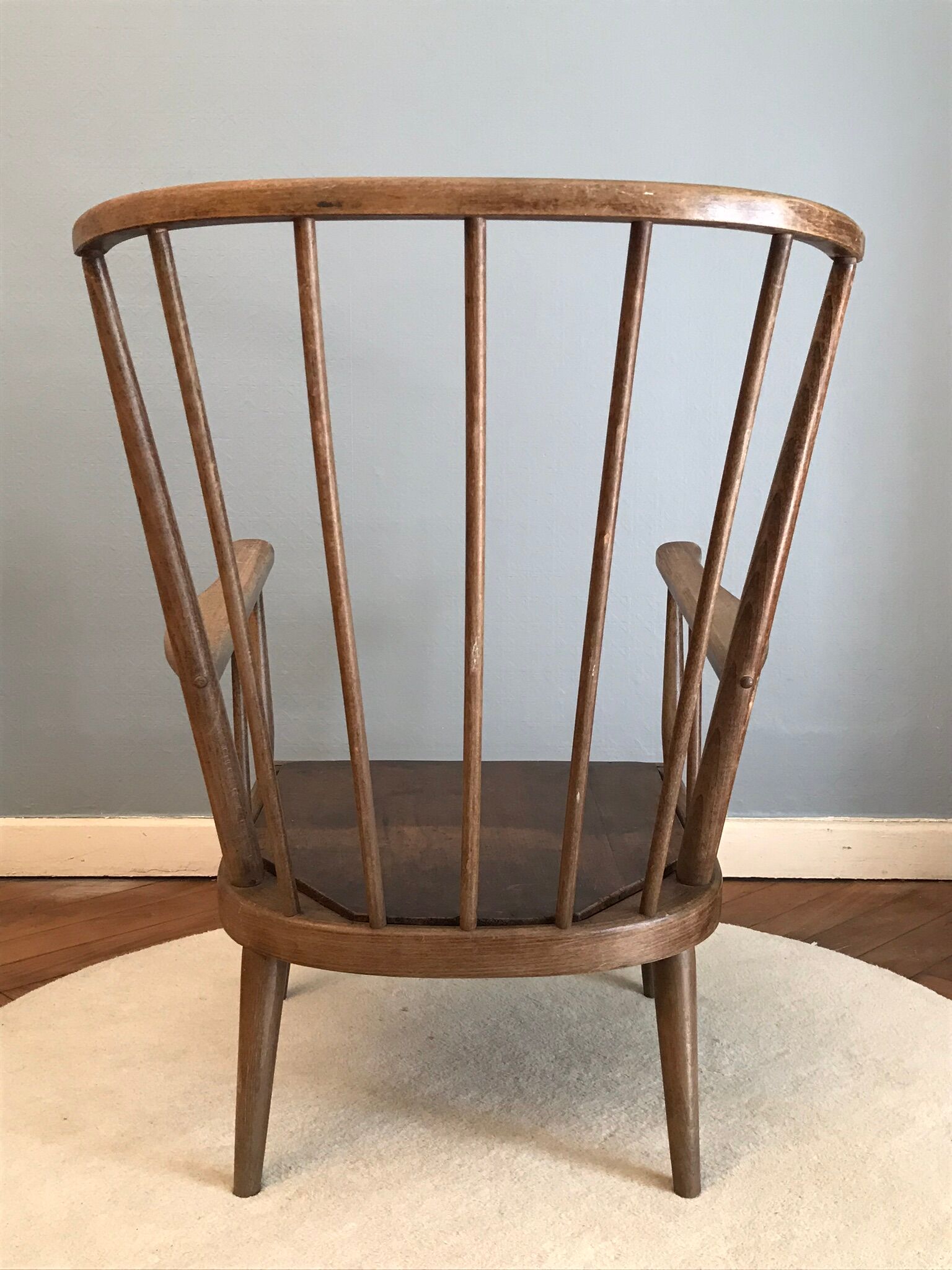 "Fan" chair by Baumann